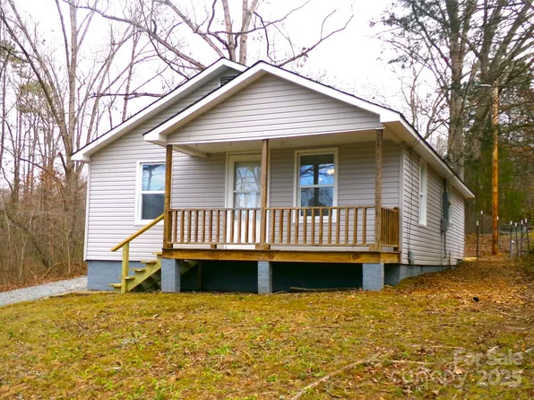 241 Henning Dr, Albemarle, NC 28001