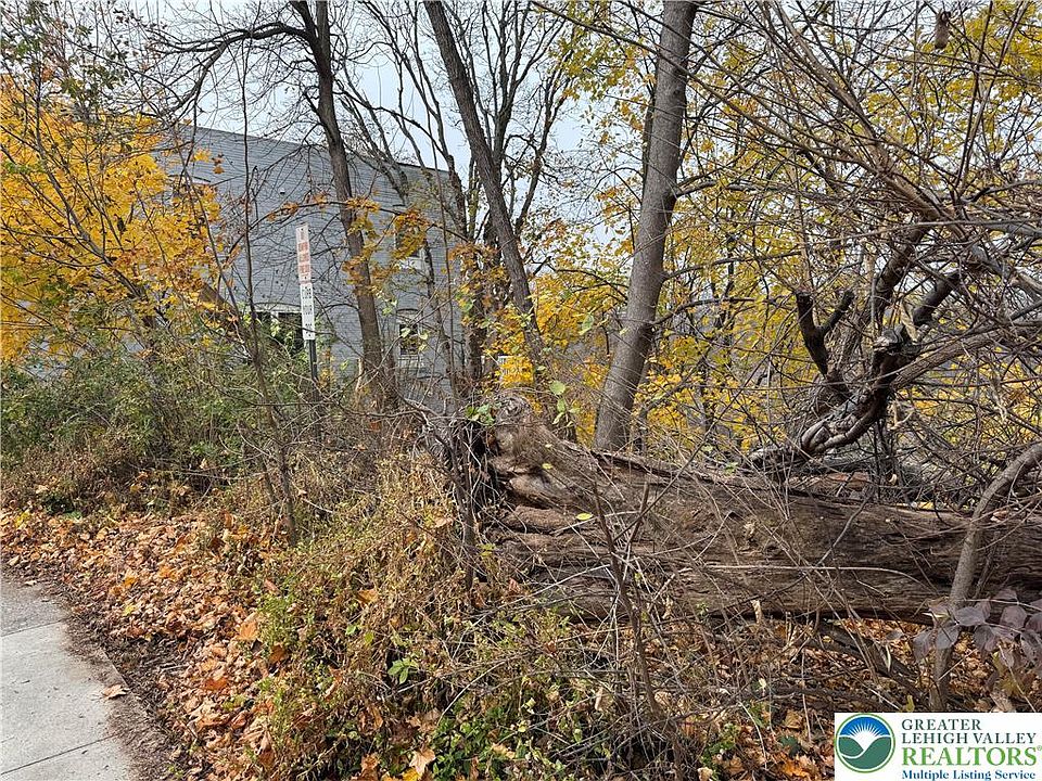 2nd image of W Madison Street