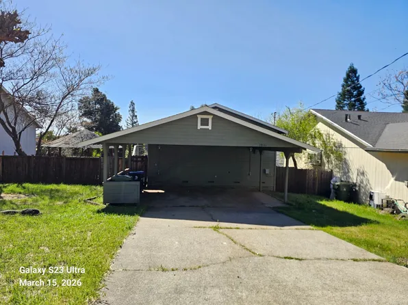 19141 Ravenhill Rd, Hidden Valley Lake, CA 95467