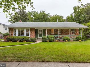 6829 Old Stage Rd, Rockville, MD 20852