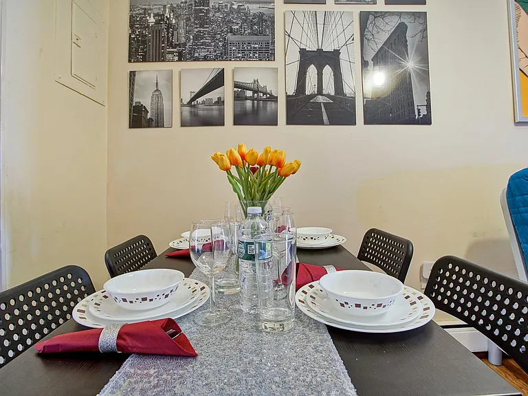 513 12th St #2L — Photo 9