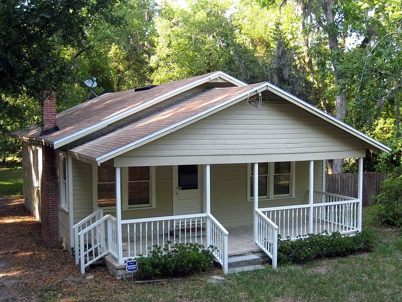1st image of 3027 Turton Ave