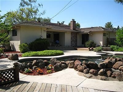 3rd image of 4412 Northampton Dr