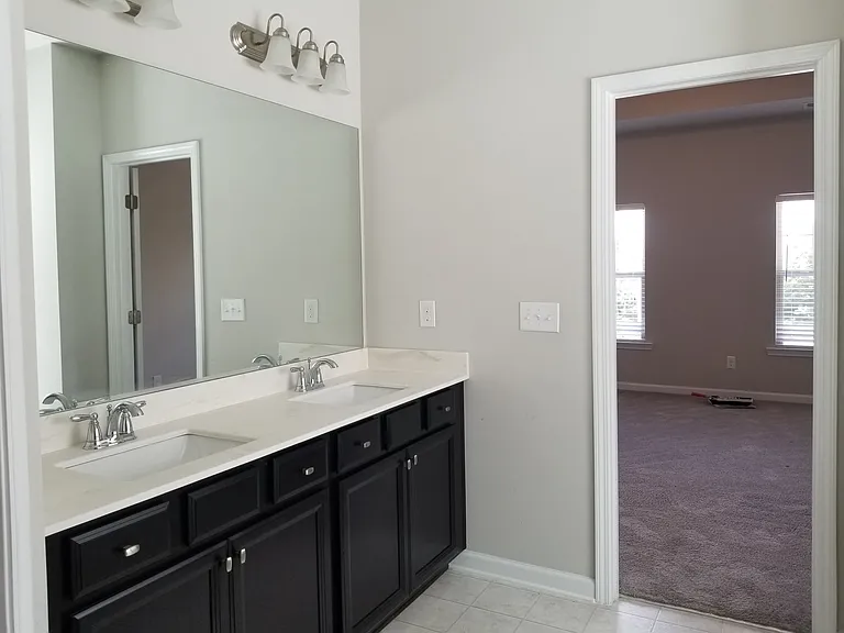 1519 Charcoal Ives Rd — Photo 6