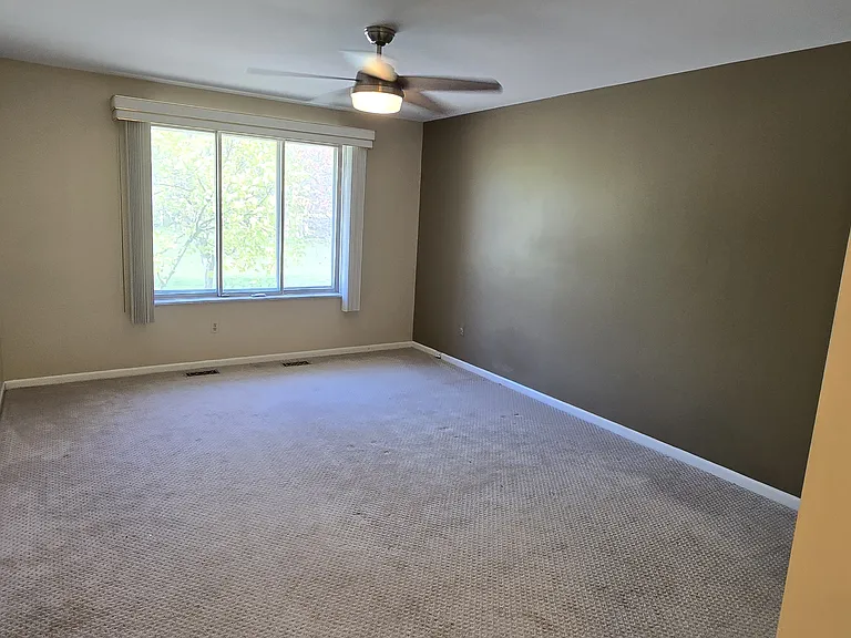 42206 Toddmark Ln — Photo 18
