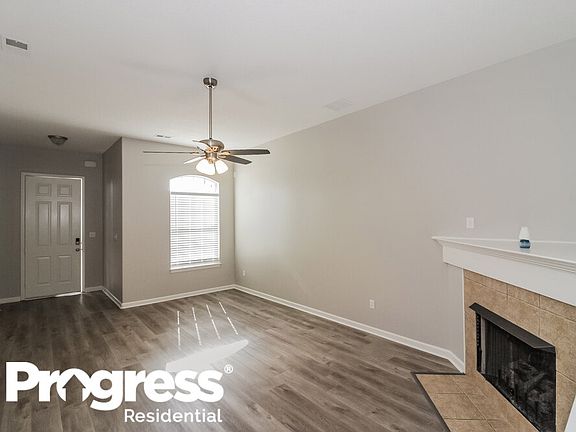 5th image of 8872 Versilia Ave