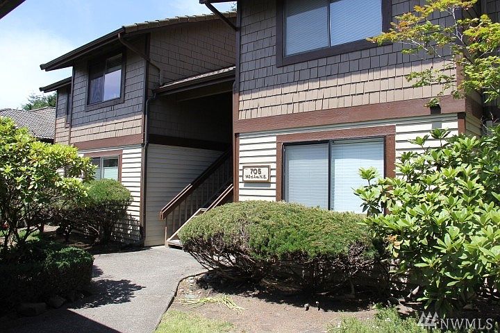 1st image of 705 143rd Ave NE #A 1