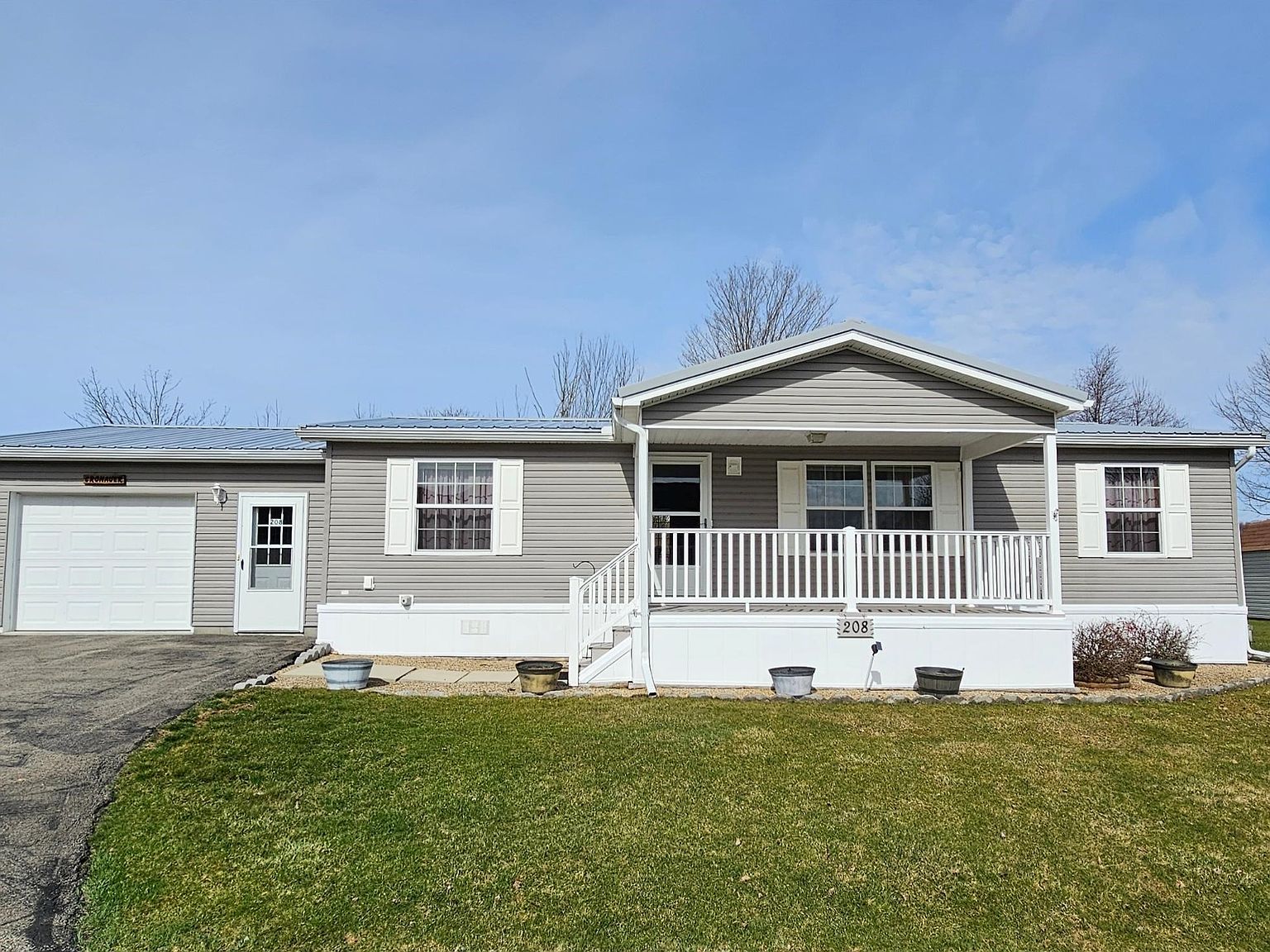 Skyline 208 Whispering Pines Plan, Whispering Pines, Somerset, PA 15501