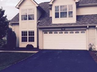 709 Manor Dr, Oakdale, PA 15071