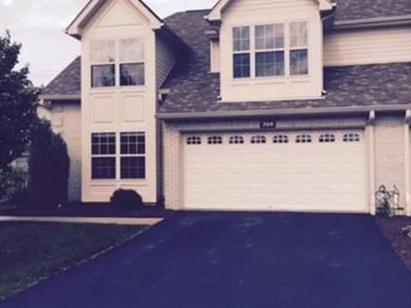 709 Manor Dr, Oakdale, PA 15071