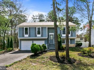 54 Lady Diana Cir, Marlton, NJ 08053