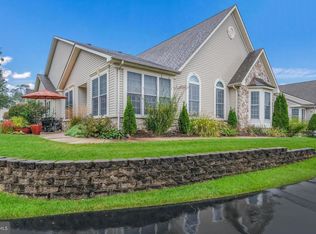 314 Starflower Ln, Langhorne, PA 19047