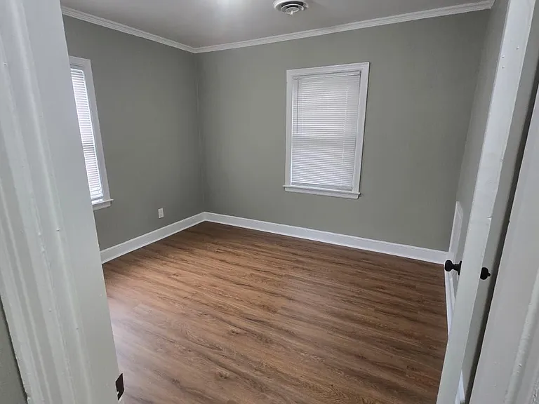 3964 Victor Dr — Photo 9