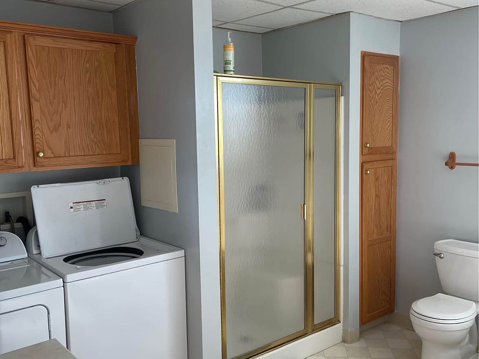 2nd image of 432 West Ln