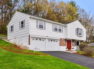 31 Lanewood Ave, Framingham, MA 01701