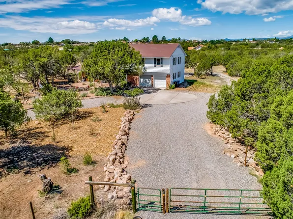 5 Inca Ln, Los Alamos, NM 87547