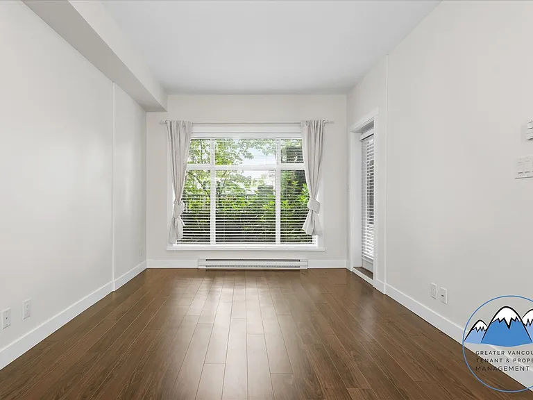 13468 King George Blvd — Photo 7