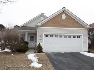 12736 Oak Grove Dr, Huntley, IL