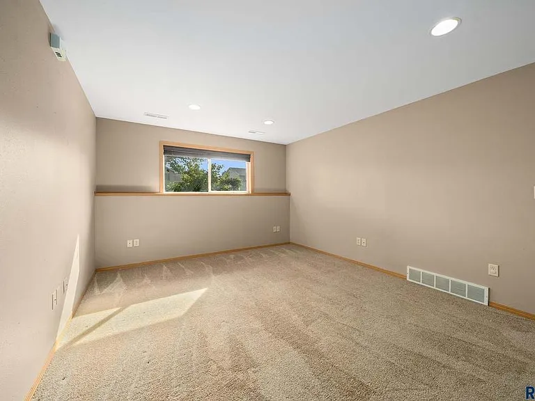 4508 W Antelope Dr — Photo 1