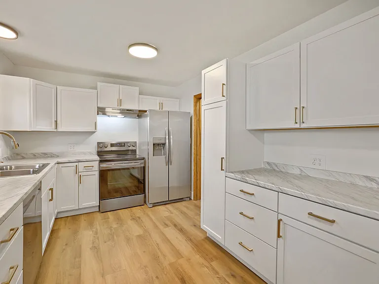 7344 Aldrich Ave S — Photo 2