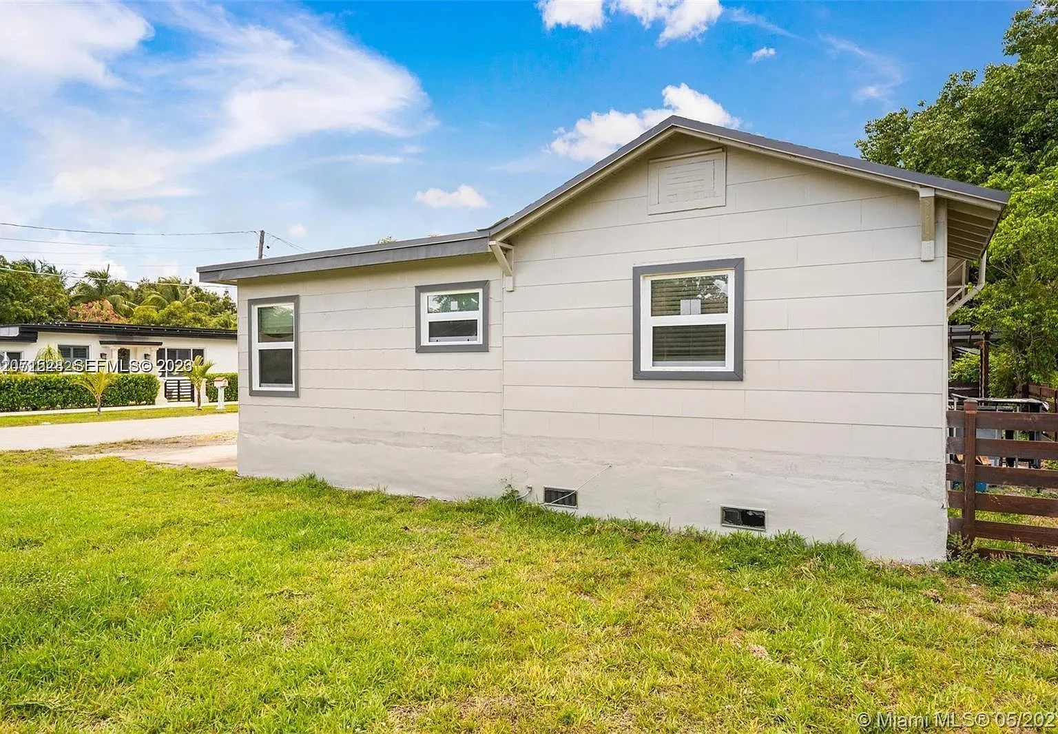 Pinewood Park Pl Amd 2nd — Photo 2