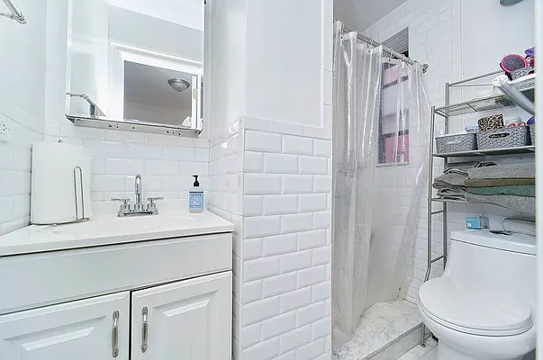 Rented by Living New York | media 22