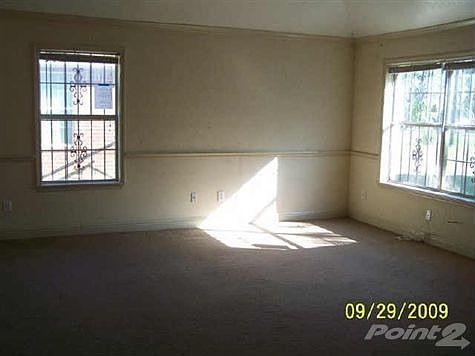 3rd image of 2847 Lolita Dr
