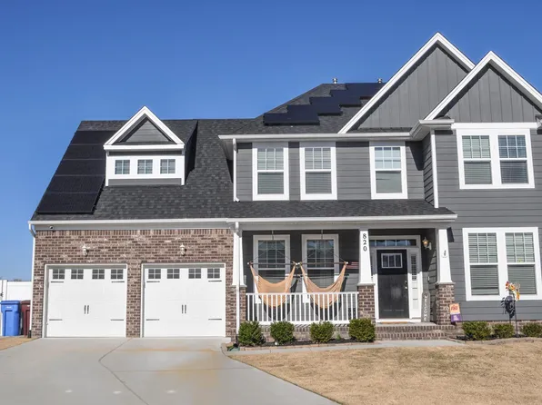 820 Arrowleaf Ct, Chesapeake, VA 23323