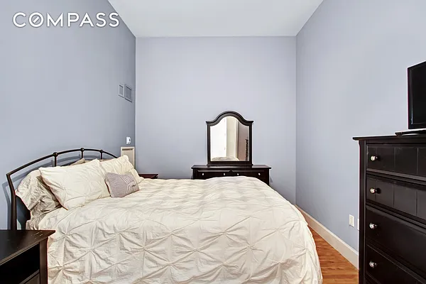 Rented by Compass | media 19