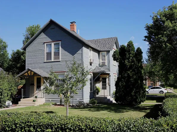 837 Lawrence St, Belle Fourche, SD 57717