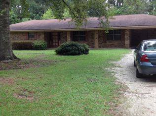 5929 Landsdowne Ave, Moss Point, MS 39562