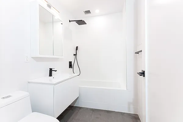 Rented by Compass | media 21