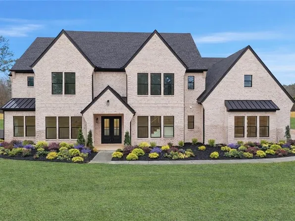 2718 Kilgore Rd, Buford, GA 30519