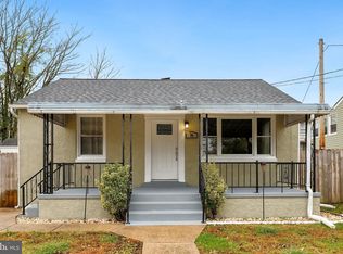 34 Cedar Dr, Glen Burnie, MD 21060