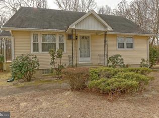 1181 W Sherman Ave, Vineland, NJ 08360