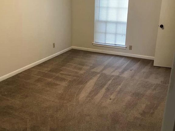 4th image of 112 E Josephine Ave