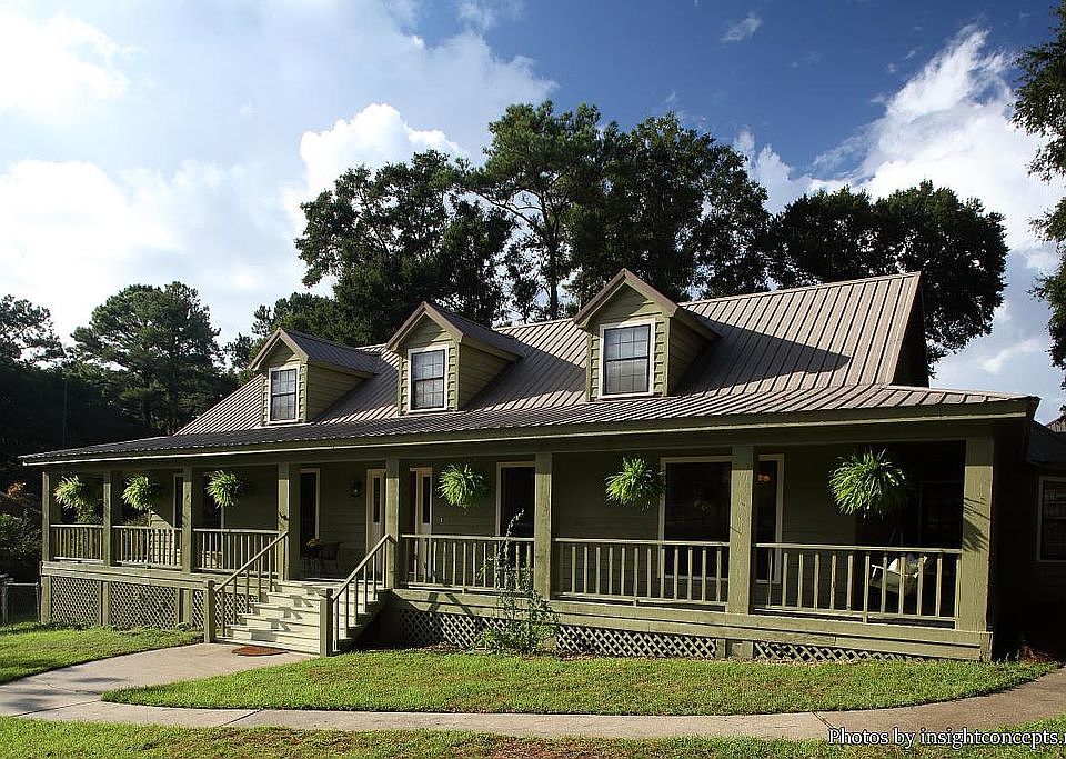 Creole style with porch