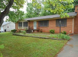 92 Forest Dr, Stuarts Draft, VA 24477