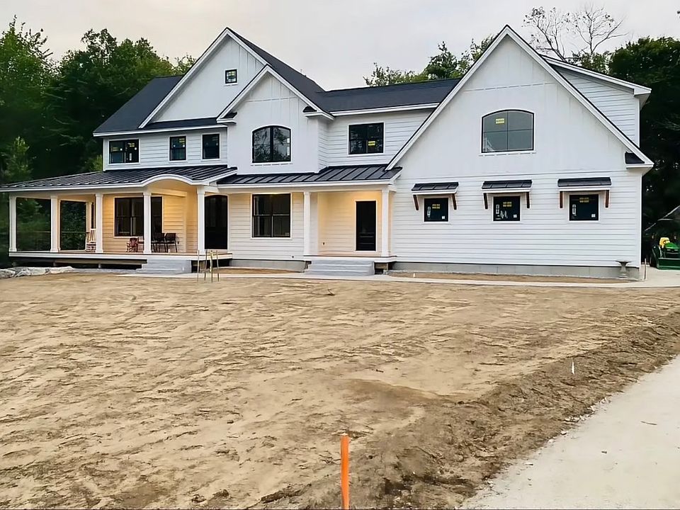 1st image of 63 Tuttle Rd #2