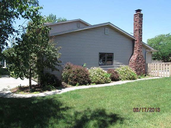 4th image of 92 Greenway Dr