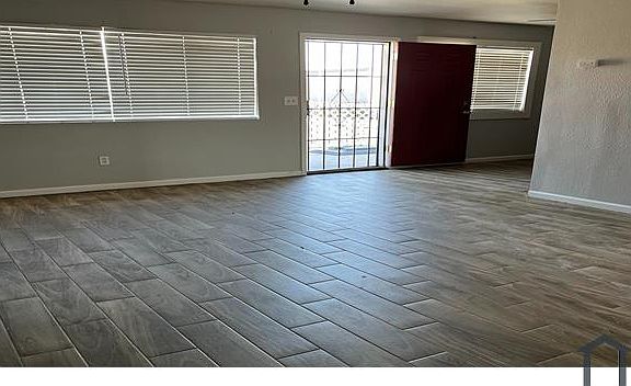 4th image of 3346 W Harmont Dr Unit 4