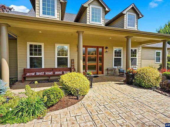 4th image of 5394 Greenlea Way SE