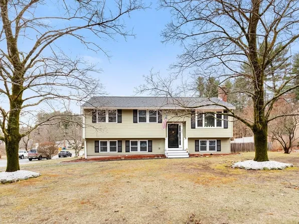 285 Andover Rd, Billerica, MA 01821