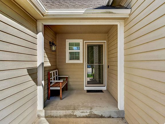 5th image of 2814 Harper St