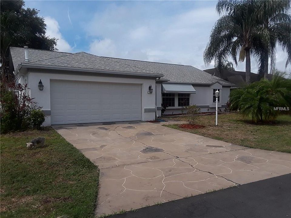 2nd image of 4834 Hamlets Grove Dr