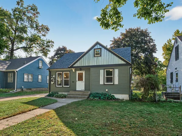 2542 4th Ave E, North Saint Paul, MN 55109