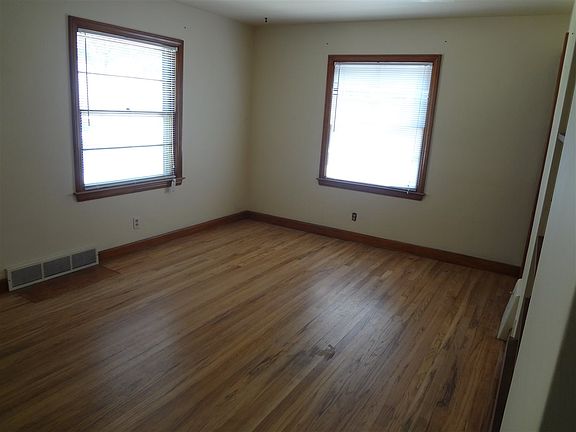 2nd image of 1605 Suncrist St
