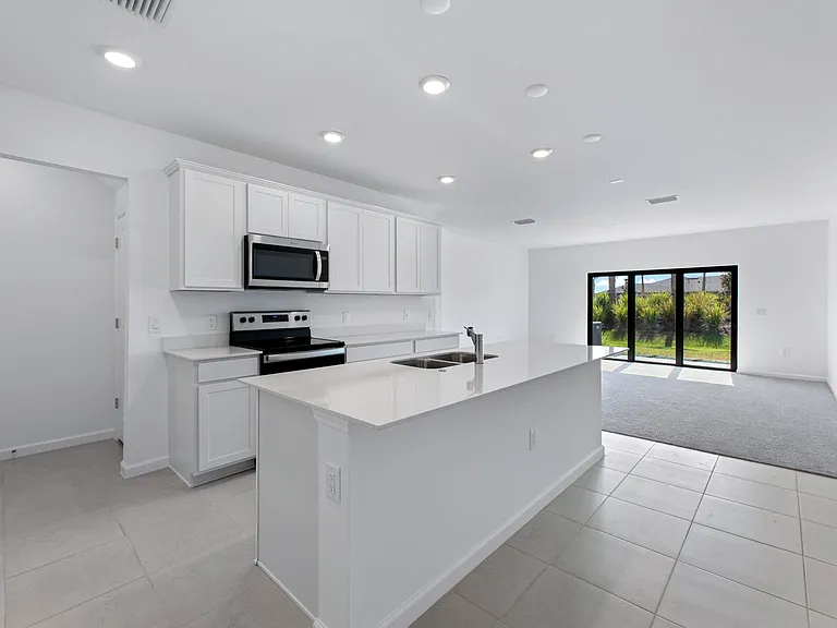 1816 Vanora Ln — Photo 3