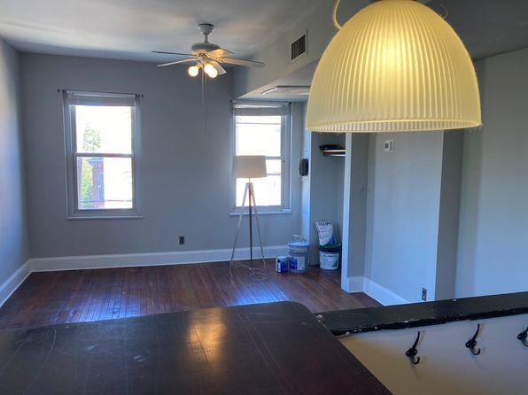 2738 Brown St APT 3