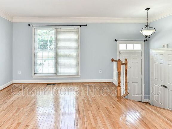3rd image of 7715 Baird Ct